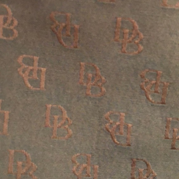 Dooney Bourke - Picture 4 of 5